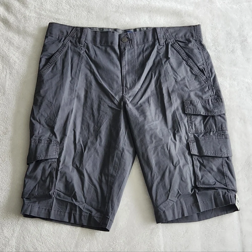 🩳 George Men’s Gray Cargo Shorts Size 40 – NWT, 14” Inseam, Below Knee - Picture 1 of 16